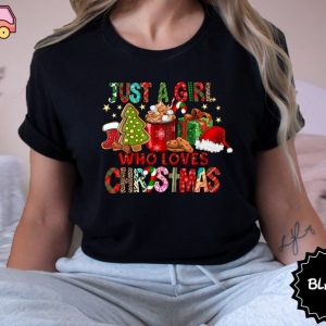 Women's Christmas shirt, Just A Girl Who Loves Christmas , Christmas Gift Shirt