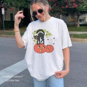 80s Vintage Inspired Halloween Baby Tee, Cat Mom T-shirt Retro Halloween Graphic Tee Witch Kitten Pumpkin